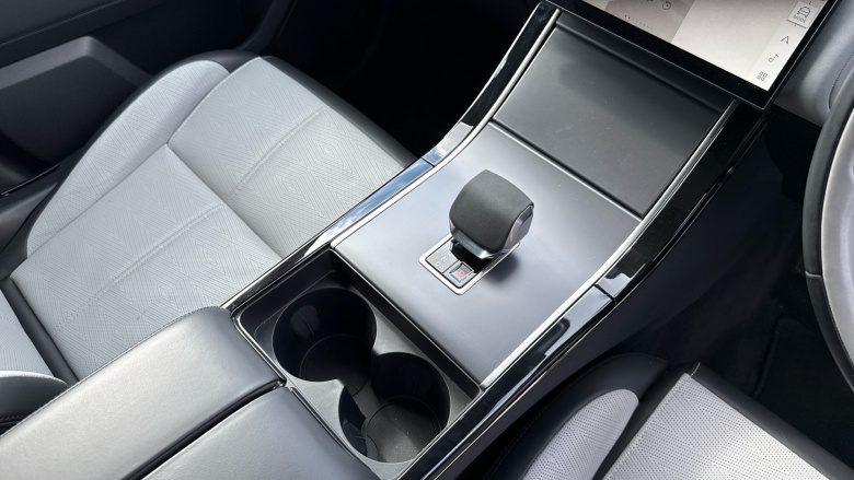 Land Rover Range Rover Velar 2.0 D200 MHEV Dynamic HSE 5dr Auto Diesel Estate